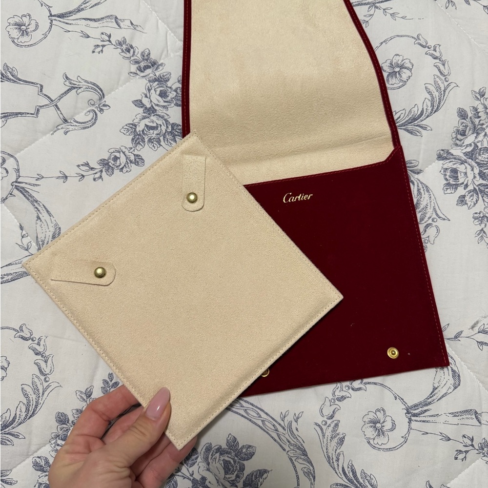 Cartier  Luxury Necklaces  Pouch